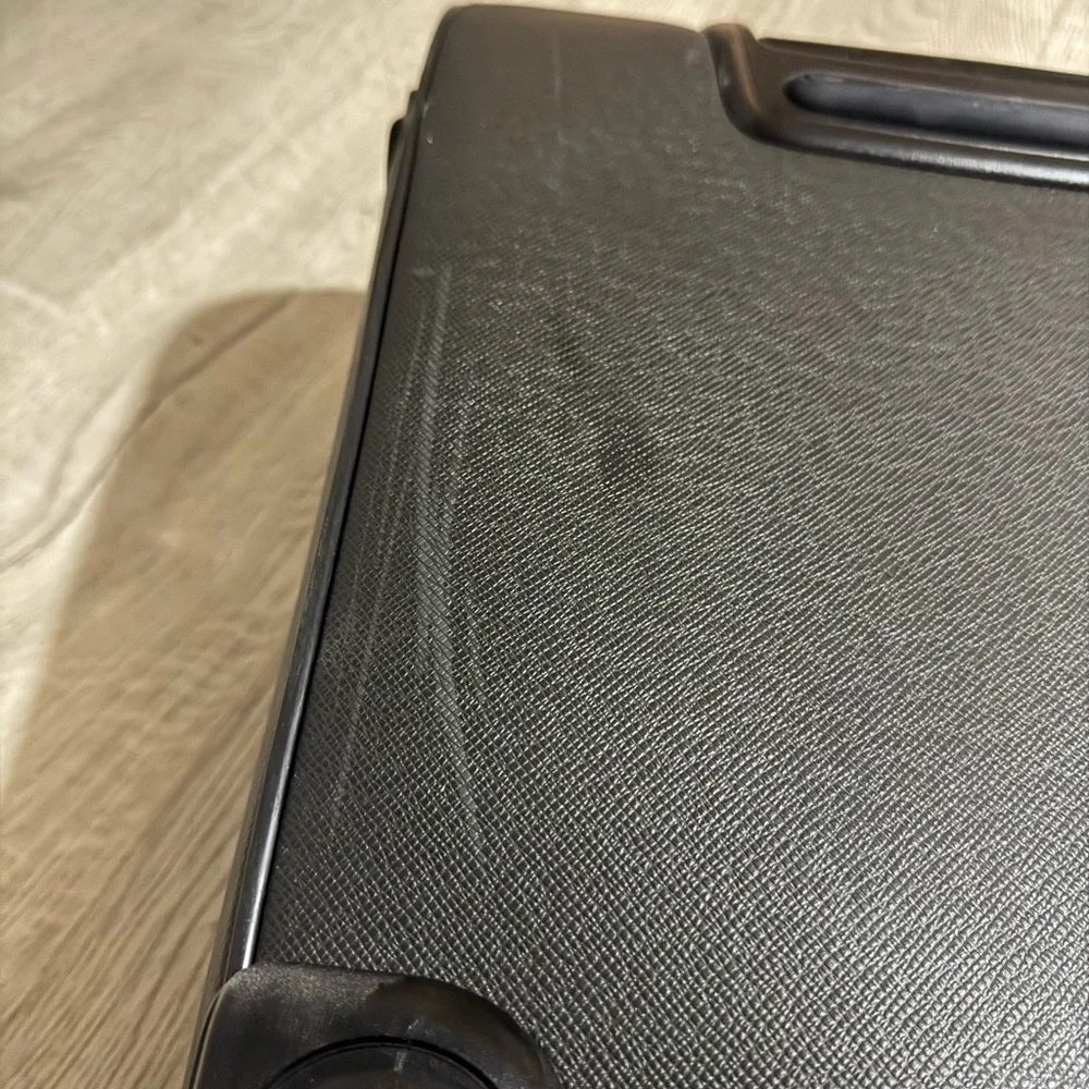 LOUIS VUITTON Taiga Pégase Business 55